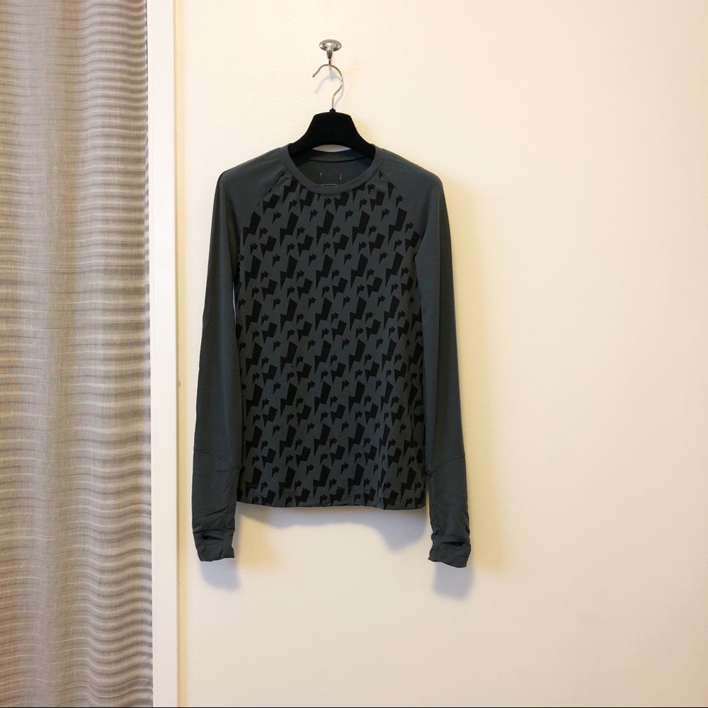 Oiselle Wazzie Wool Baselayer in Grey Lightning, 4